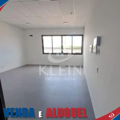 Sala à venda em Centro, Portão