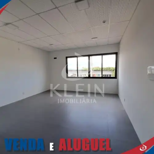 Sala à venda em Centro, Portão