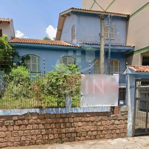 Casa à venda em Passo da Areia, Porto Alegre