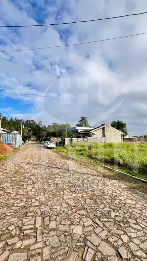 Terreno à venda em Lot. Laux, São Sebastião do Caí